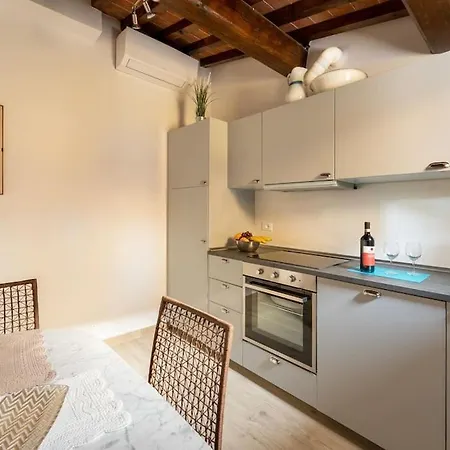 Keys Of Italy - Maytreya - Albero 2 - Train Station Two Bedroom Flat 2nd Floor 佛罗伦萨