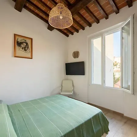 公寓 Keys Of Italy - Maytreya - Albero 2 - Train Station Two Bedroom Flat 2nd Floor